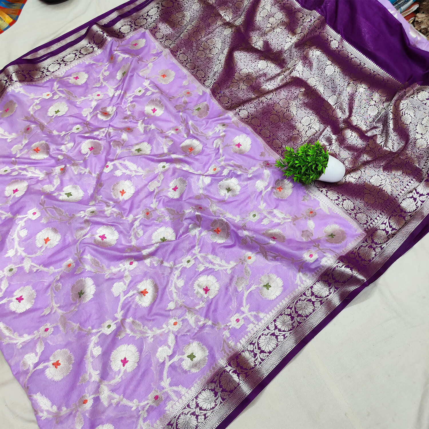 Mauve and Purple Golden Zari Georgette Silk Banarasi Saree