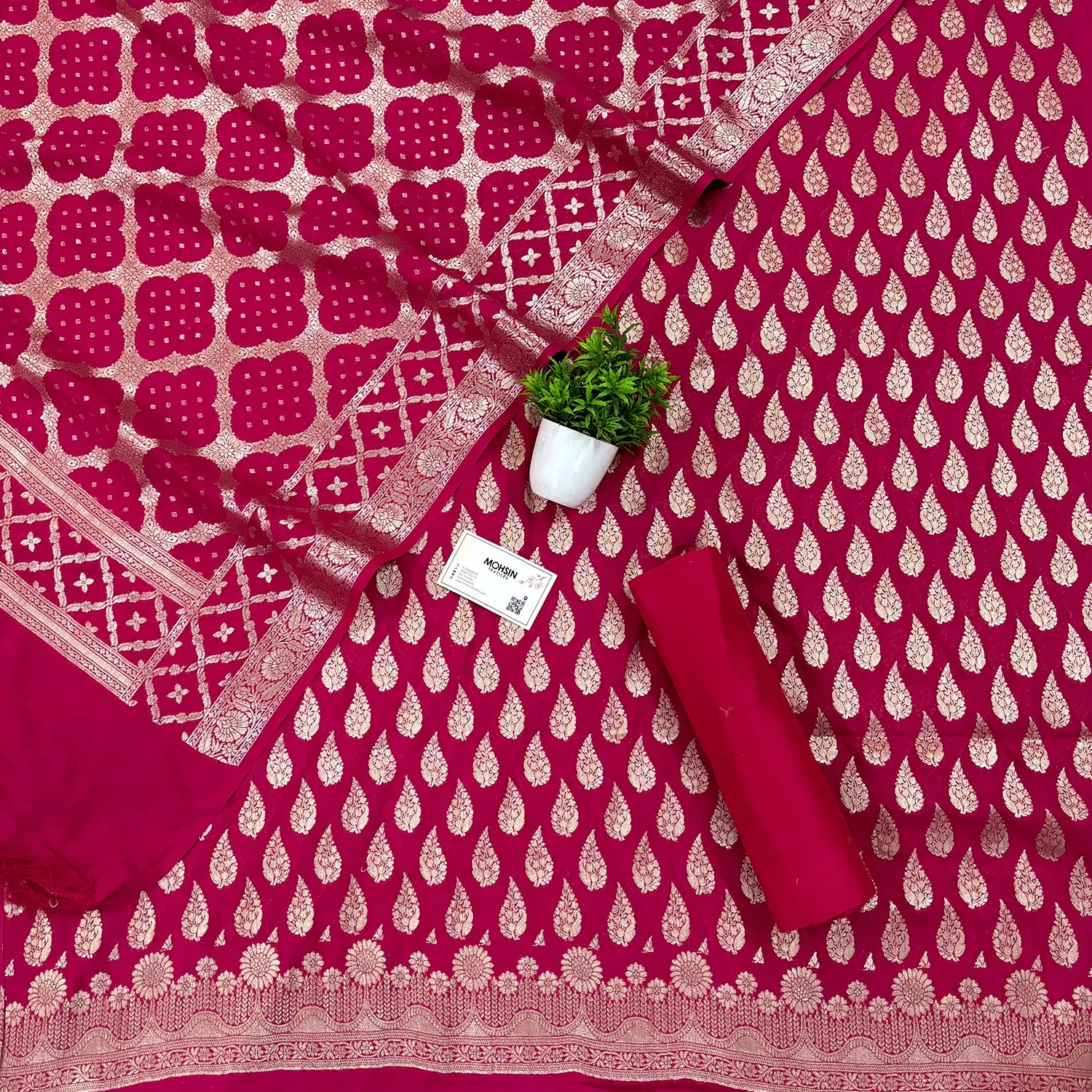 Pink Golden Zari Pure Georgette Silk Banarasi Suit