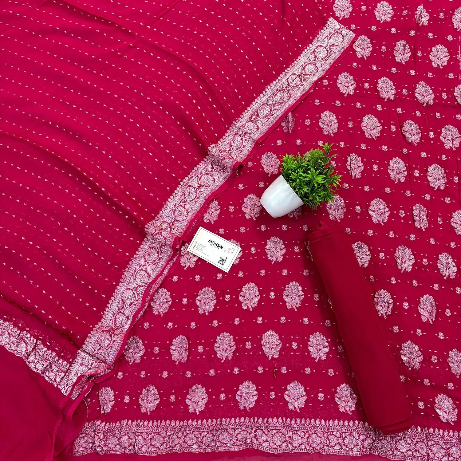 Pink Golden Zari Pure Georgette Silk Banarasi Suit