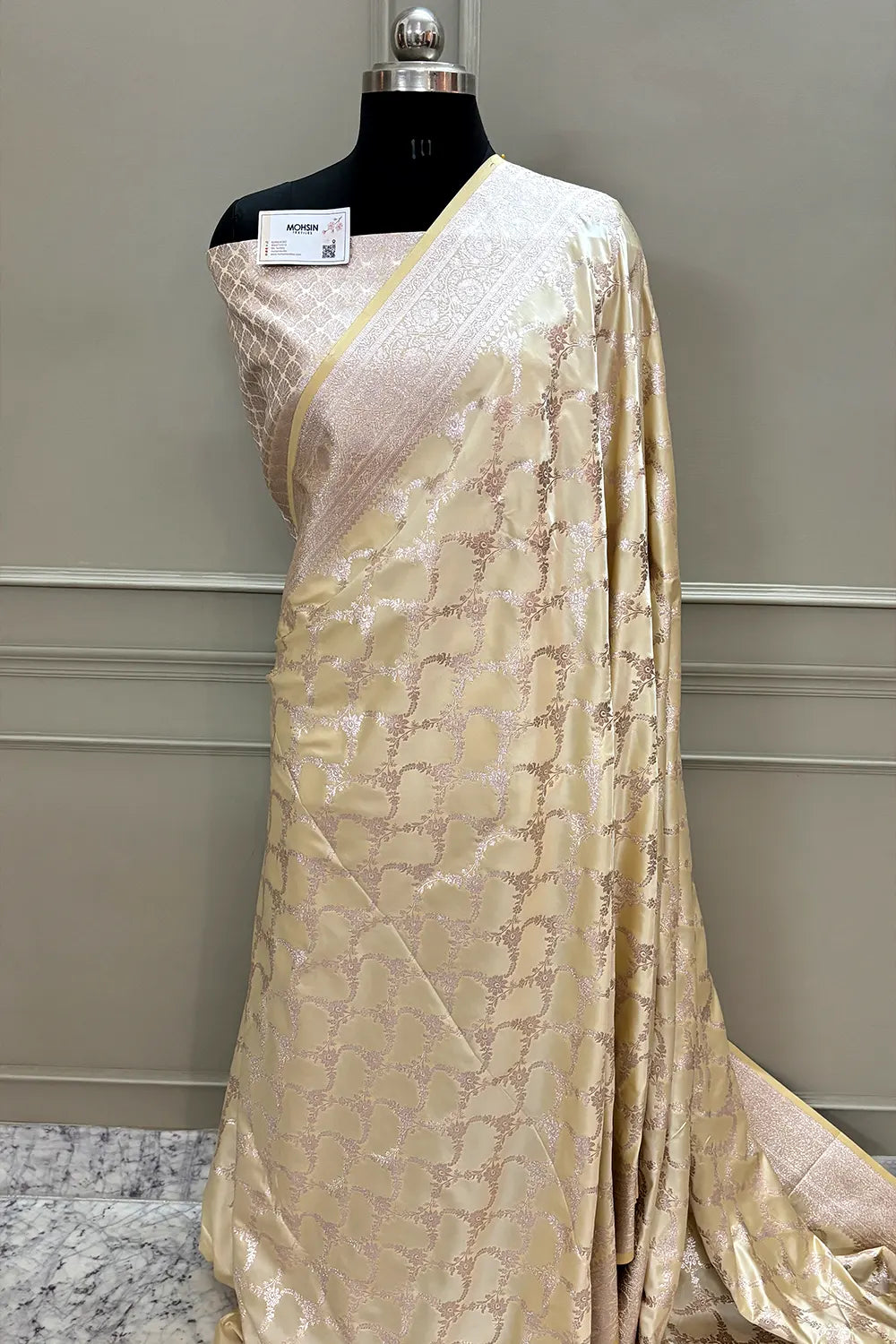 Pista Scorpion Jaal Katan Silk Banarasi Saree
