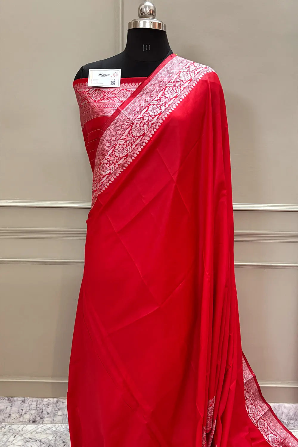 Red Plain Resham Zari Silky Banarasi Saree