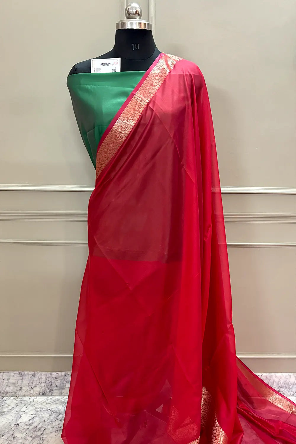 Red and Green Plain Silky Banarasi Saree