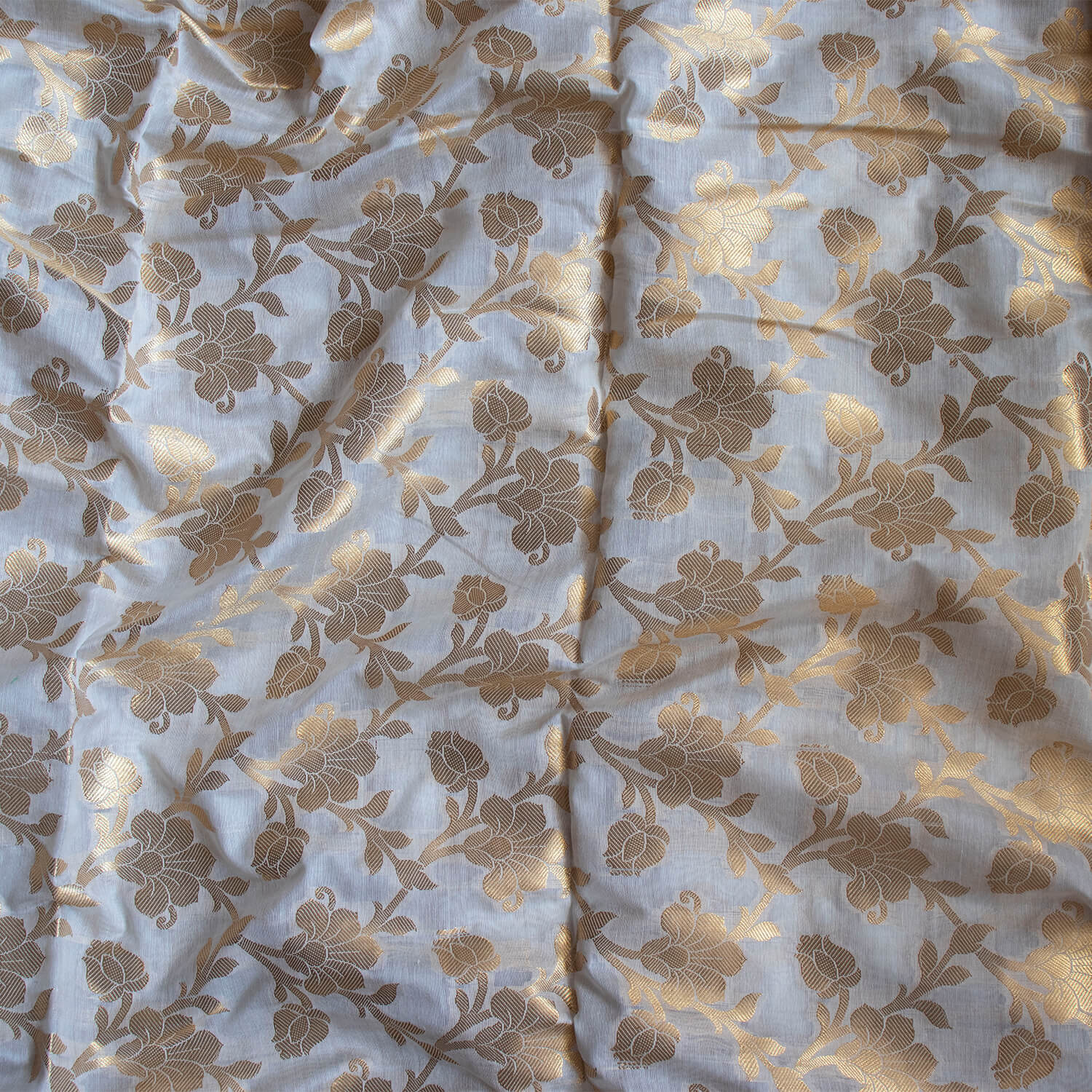 White Golden Zari Banarasi Musrize Silk Fabric