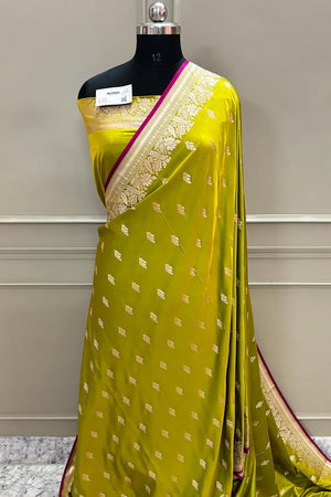 Mehendi Aatari Buti Katan Silk Banarasi Saree