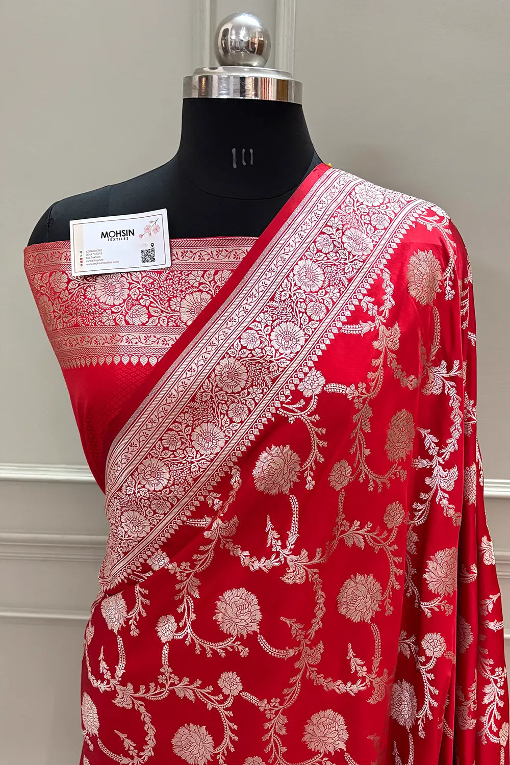 Red Laabela Jaal Katan Silk Banarasi Saree