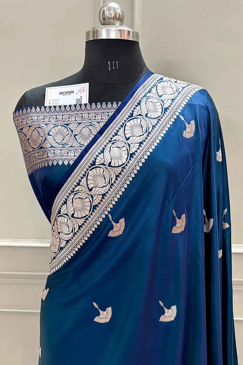 Peacock Blue Jellyfish Buti Katan Silk Banarasi Saree