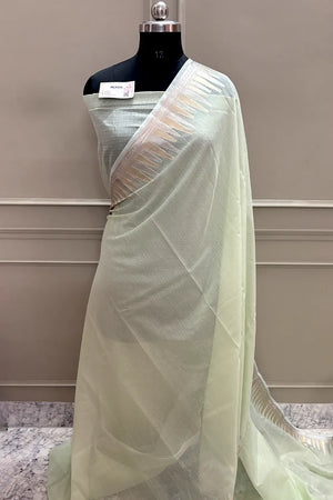 Pista Plain Moonga Check Silk Saree