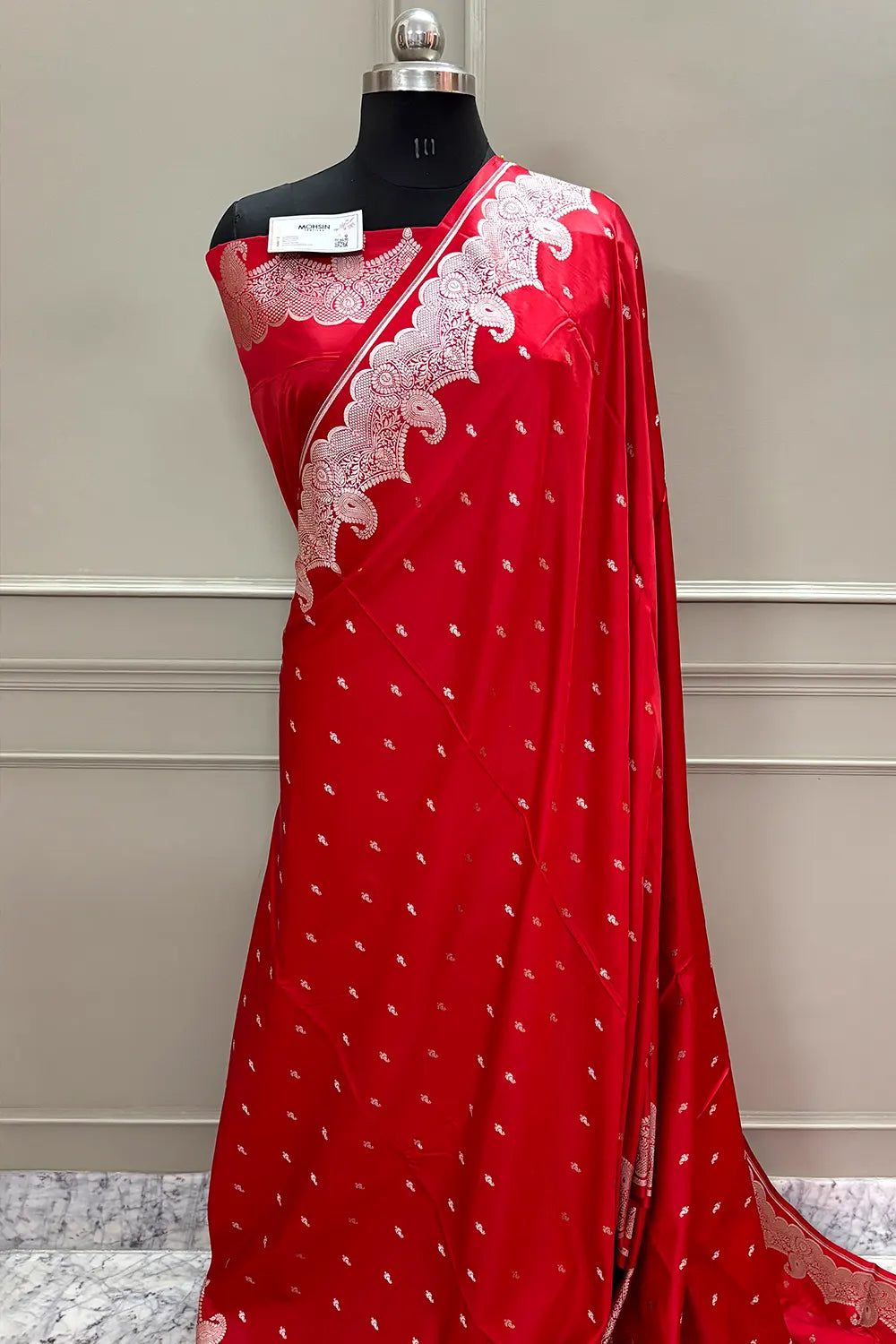 Red Deepak Buti Katan Silk Banarasi Saree