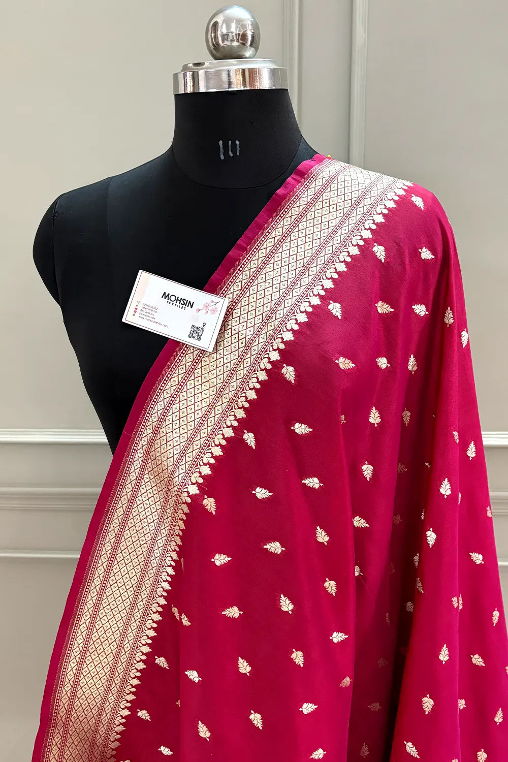 Maroon Golden Zari Katan Silk Banarasi Dupatta