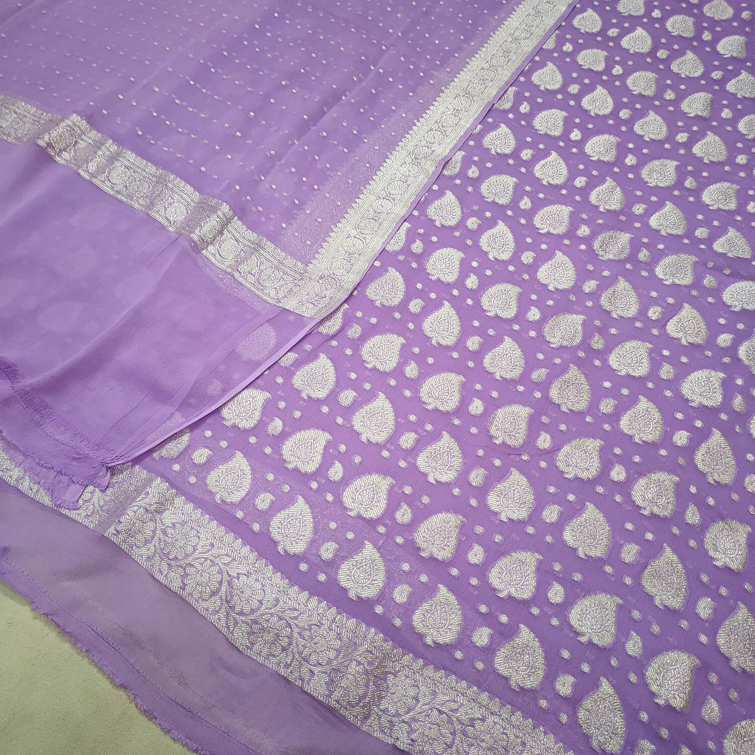 Patta Chunri Pure Khaddi Georgette Chiffon Banarasi Suit