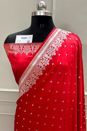 Red Hawahawai Buti Katan Silk Banarasi Saree