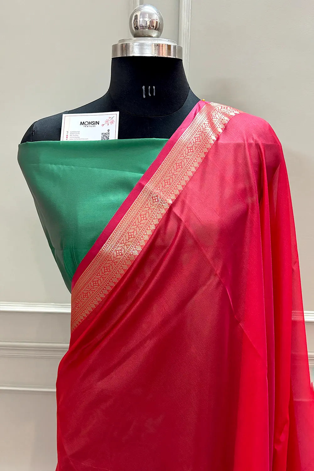 Red and Green Plain Silky Banarasi Saree