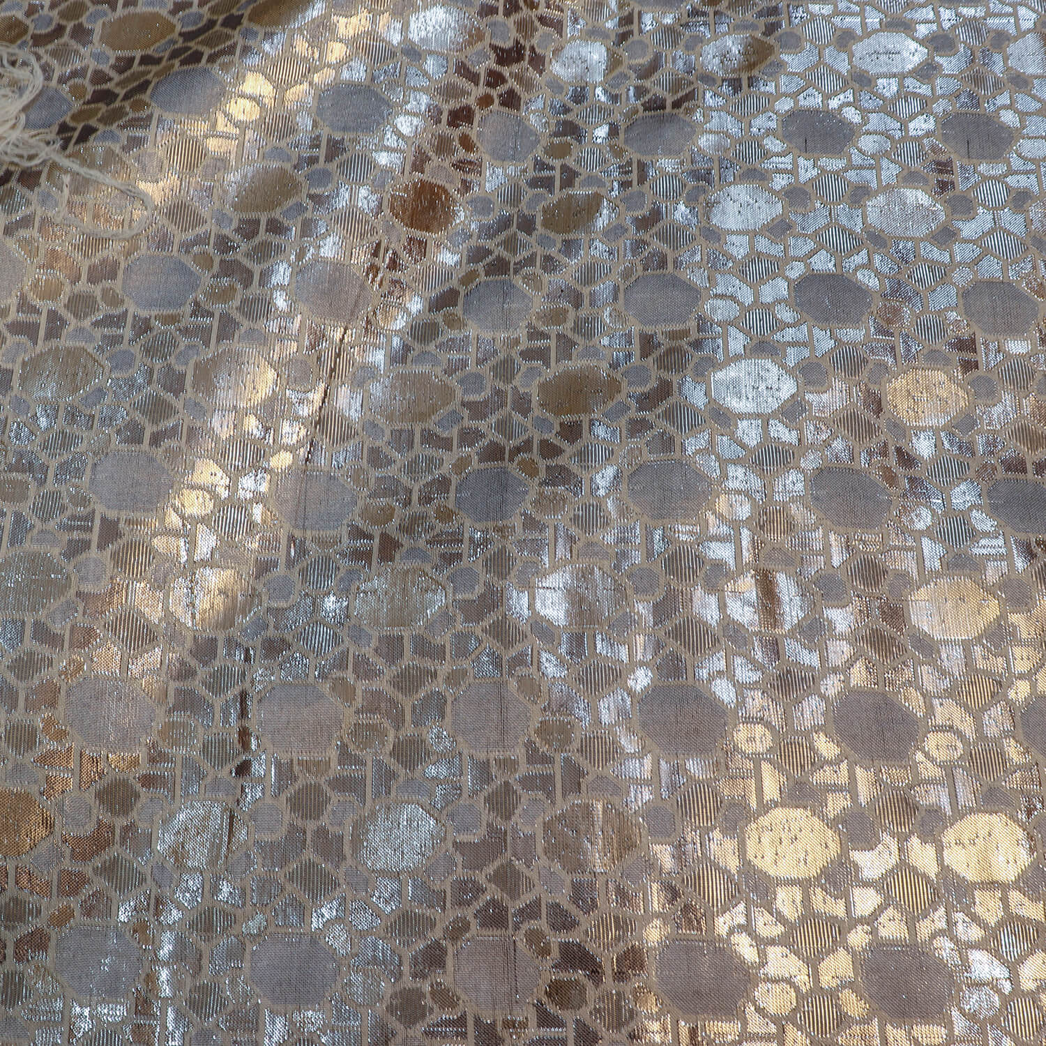 Silver Eta Pathar Lorex Shimmer Silk Fabric