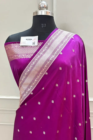 Magenta Wazir Buti Katan Silk Banarasi Saree