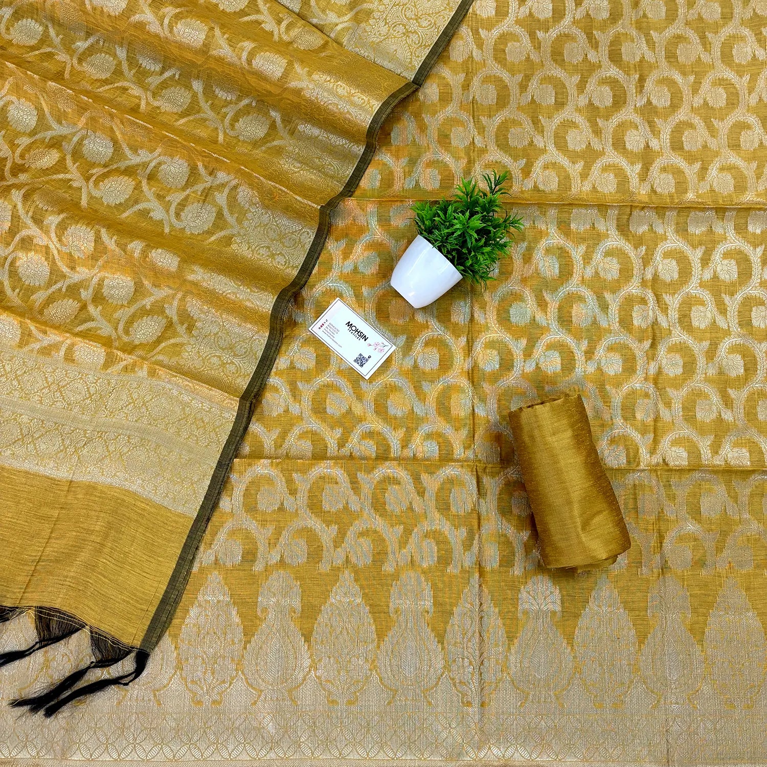 Yellow Mustard Kalgha Jaal Banarasi Silk Suit