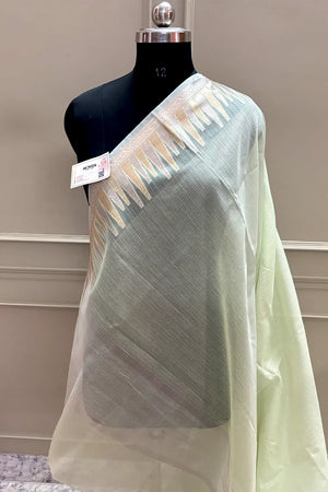 Pista Plain Moonga Check Silk Saree