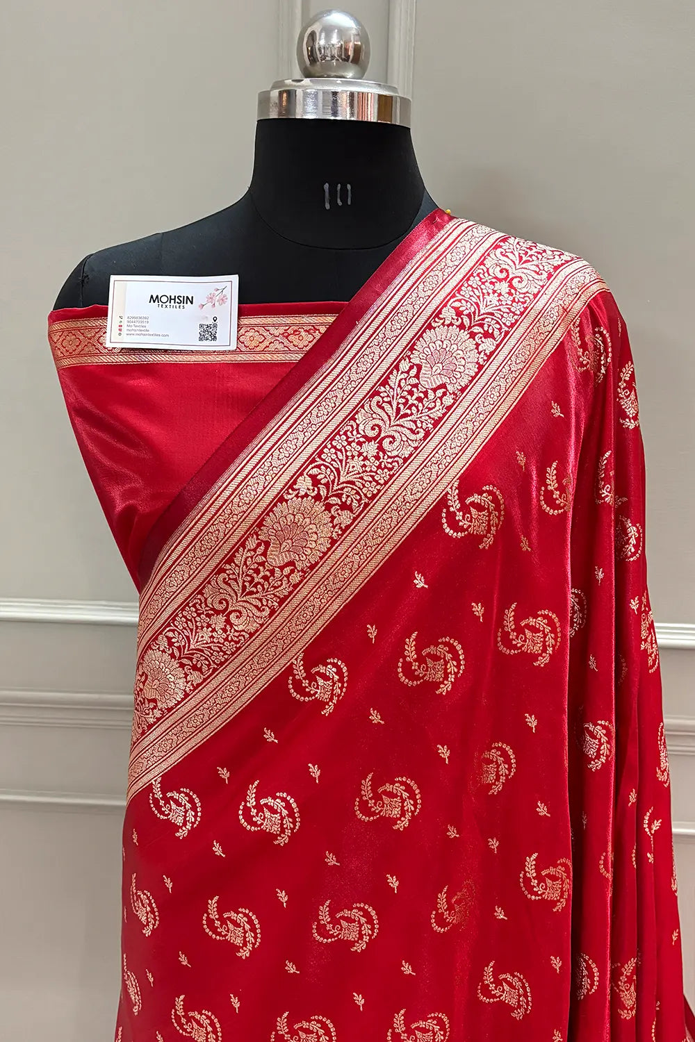 Red Galaxy Buti Katan Silk Banarasi Saree
