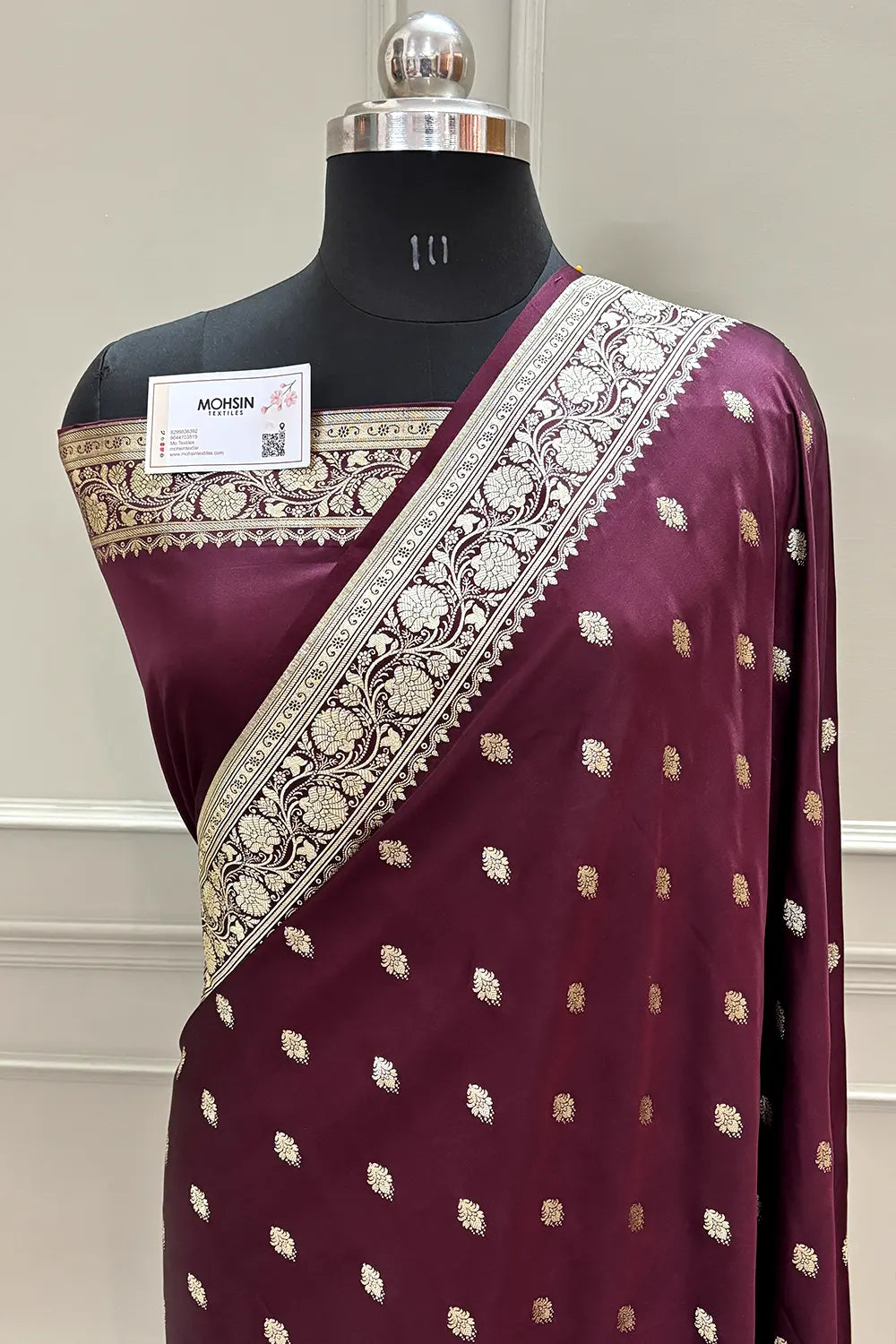 Wine Flying Buti Katan Silk Banarasi Saree