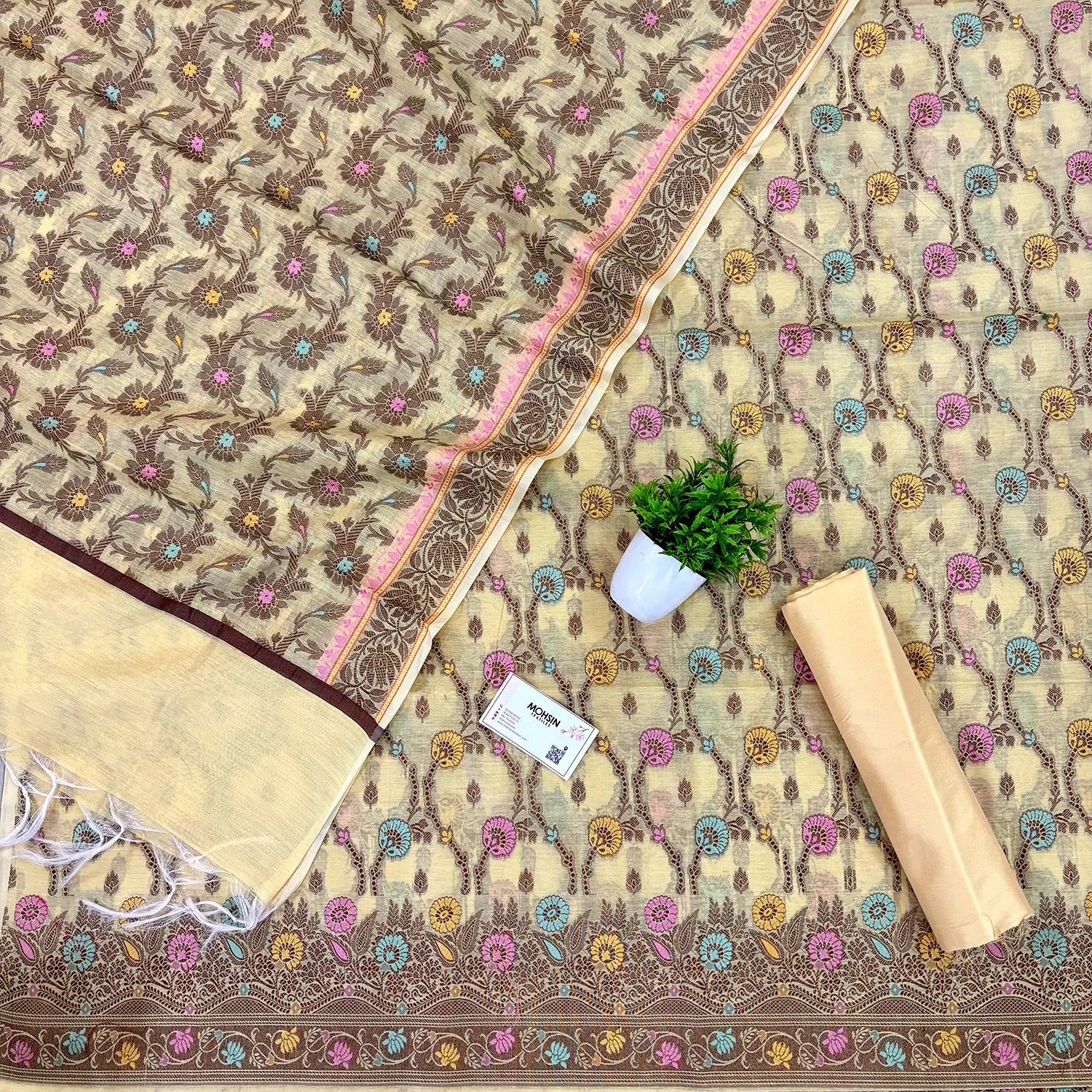 Yellow Resham Zari Banarasi Silk Suit