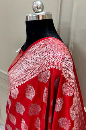 Raveena Tandon Red Katan Silk Banarasi Saree