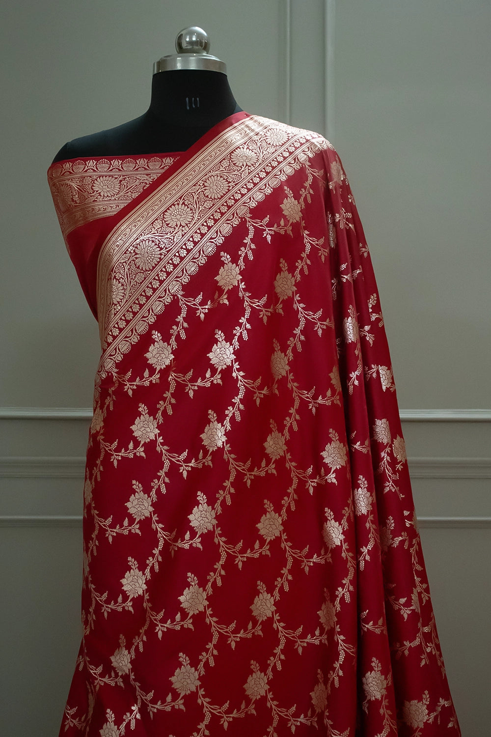 Red Akbari Jaal Katan Silk Banarasi Saree