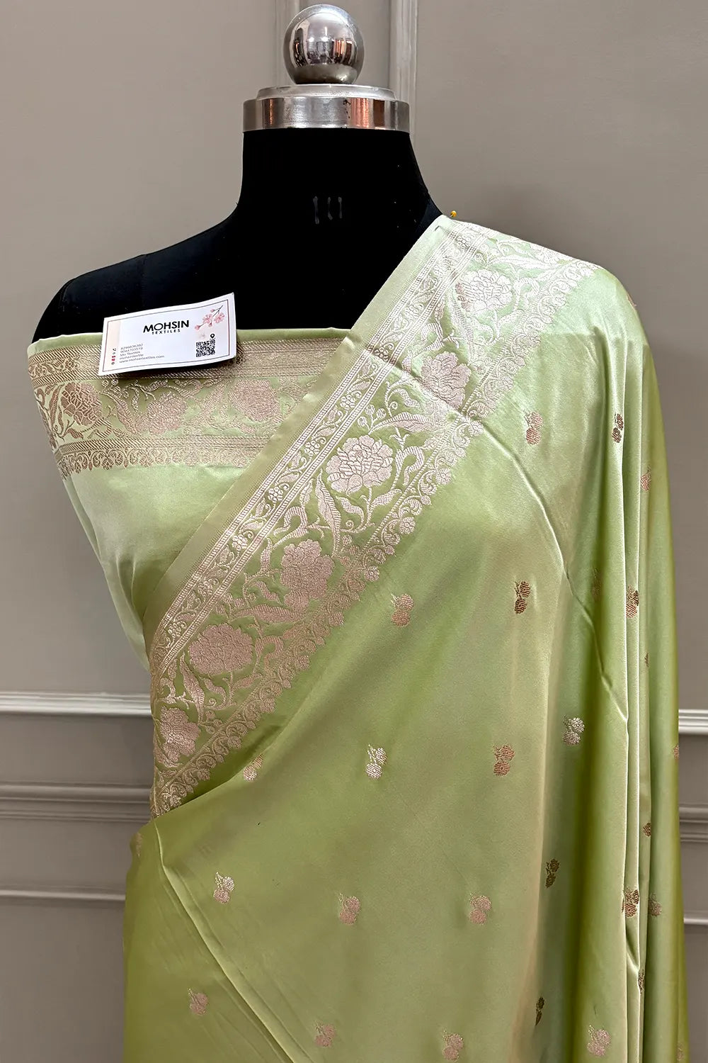 Pista Babu Buti Katan Silk Banarasi Saree