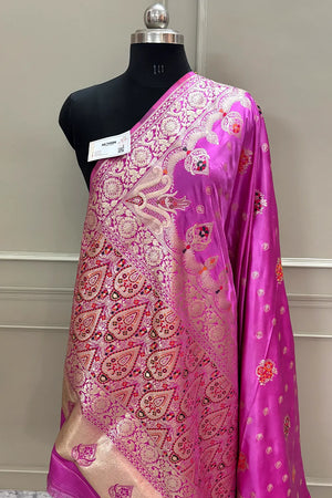 Pink Pangi Buti Katan Silk Banarasi Saree