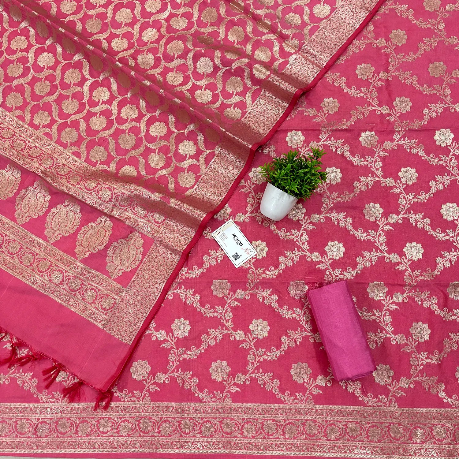 Peach Kashmiri Jaal Katan Silk Banarasi Suit