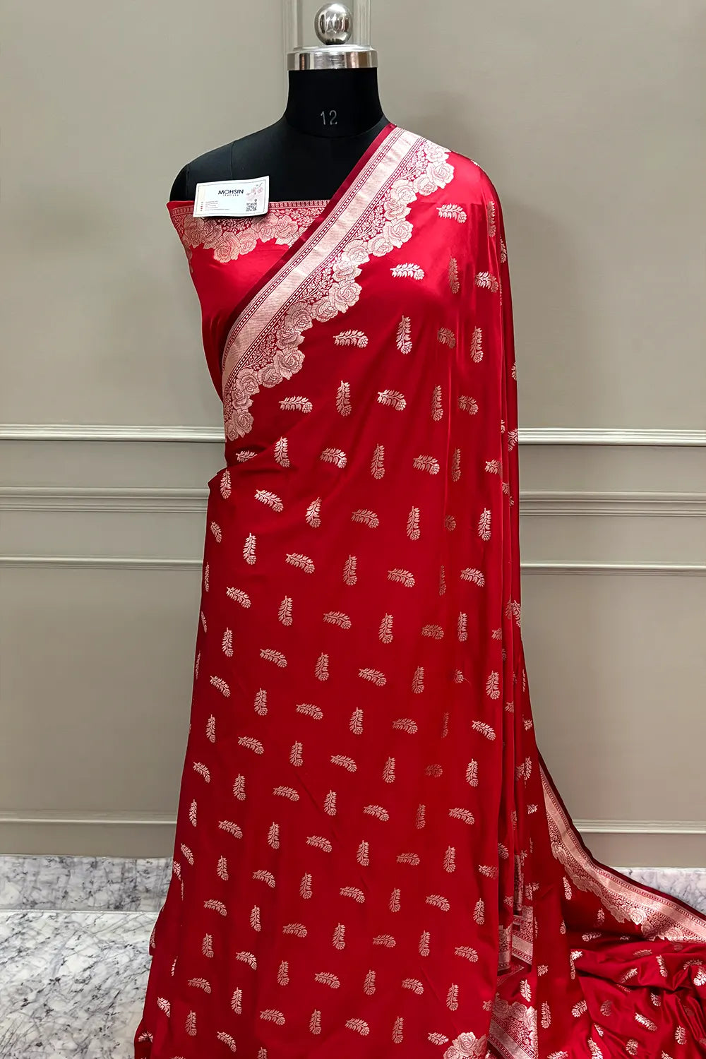 Red Kanak Buti Katan Silk Banarasi Saree