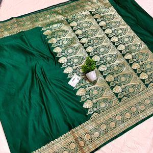 Bottle Green Plain Golden Zari Katan Silk Banarasi Saree
