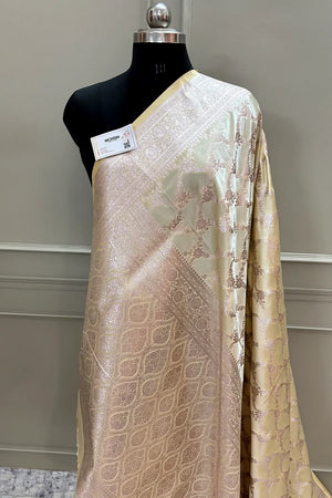 Pista Scorpion Jaal Katan Silk Banarasi Saree