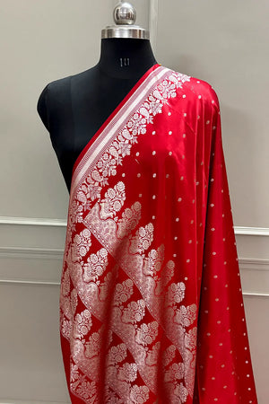 Red Hawahawai Buti Katan Silk Banarasi Saree