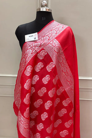 Red Plain Resham Zari Silky Banarasi Saree