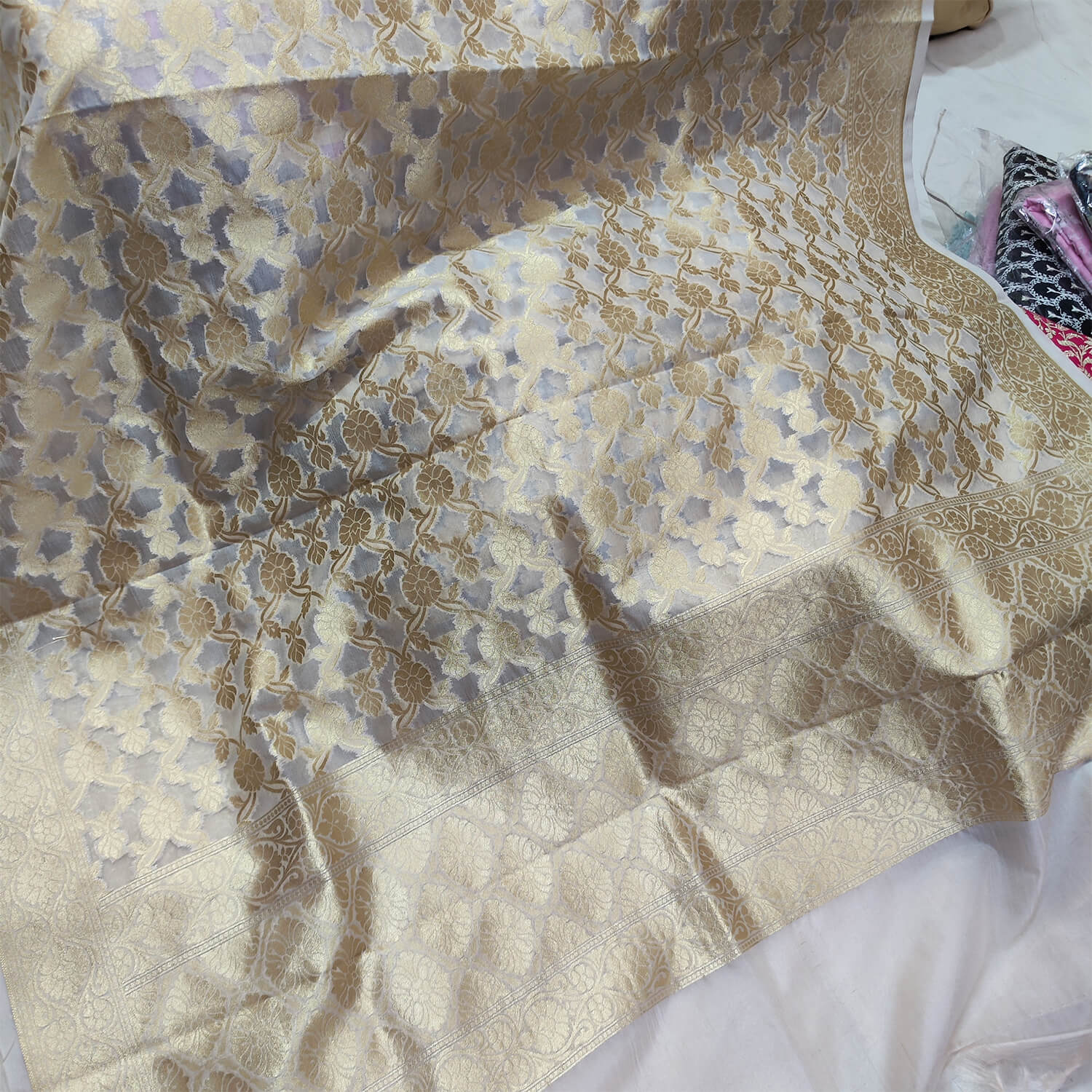 White Dyeable Golden Zari Pure Organza Silk Banarasi Dupatta