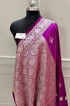 Magenta Kohinoor Buti Katan Silk Banarasi Saree