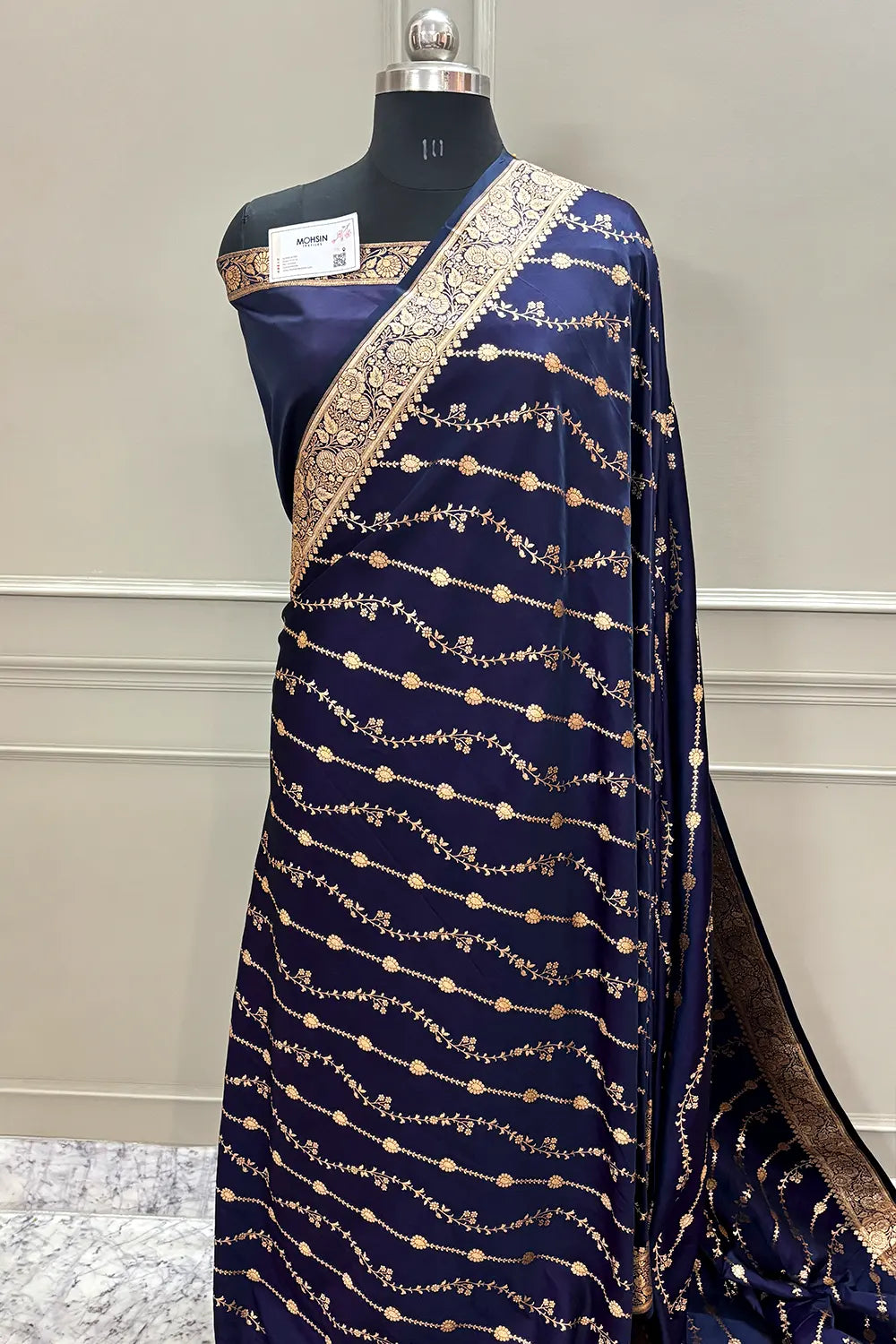 Navy Blue Sunehri Lehar Katan Silk Banarasi Saree