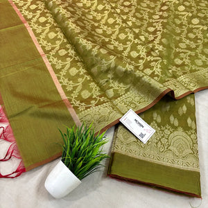 Mehedni Golden Zari Banarasi Silk Suit