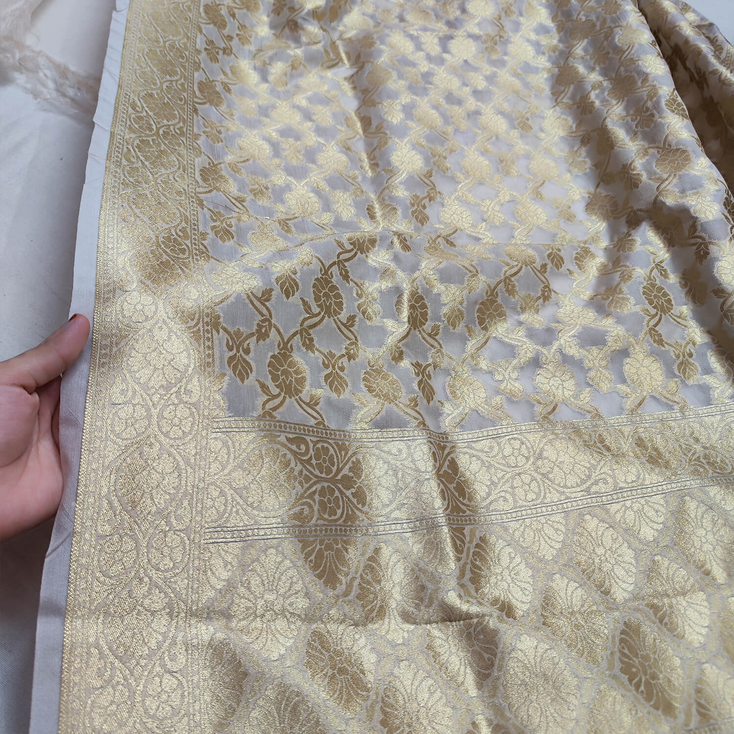White Dyeable Golden Zari Pure Organza Silk Banarasi Dupatta
