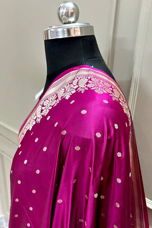 Magenta Hawahawai Buti Katan Silk Banarasi Saree