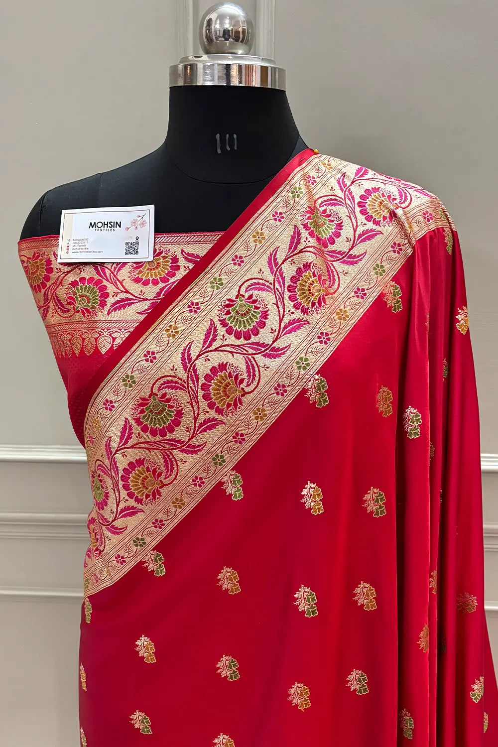 Pinkish Red Twins Buti Katan Silk Banarasi Saree