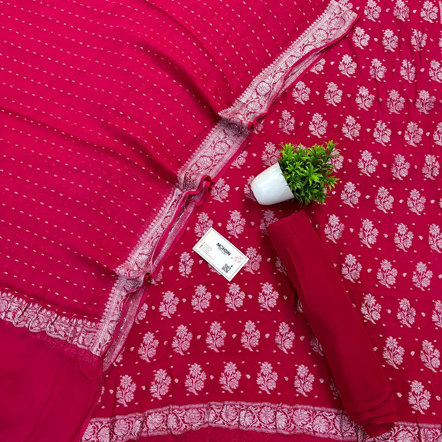 Pink Golden Zari Pure Georgette Silk Banarasi Suit