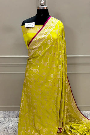 Pista Jhanjaal Katan Silk Banarasi Saree