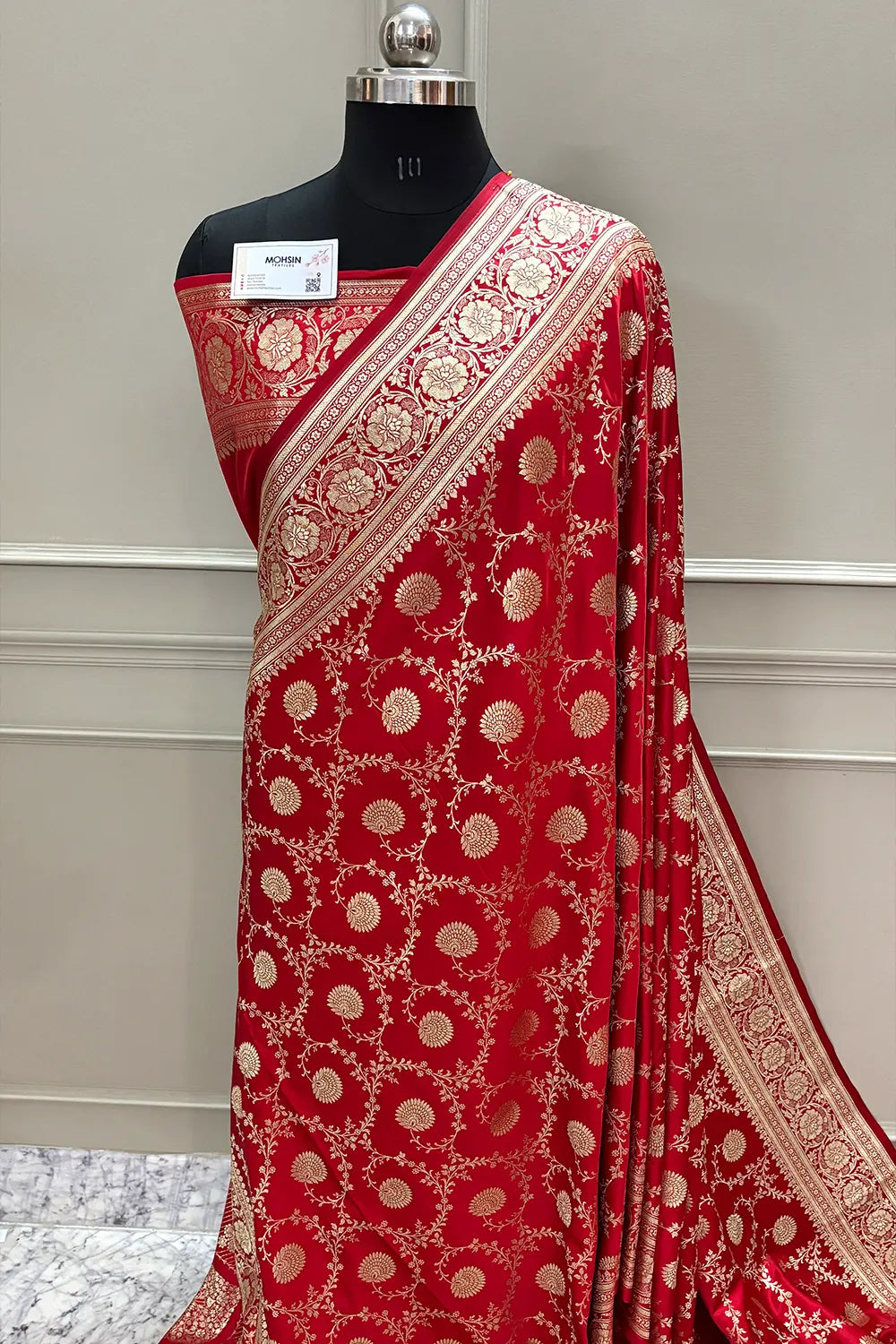 Red Pankhuri Jaal Katan Silk Banarasi Saree