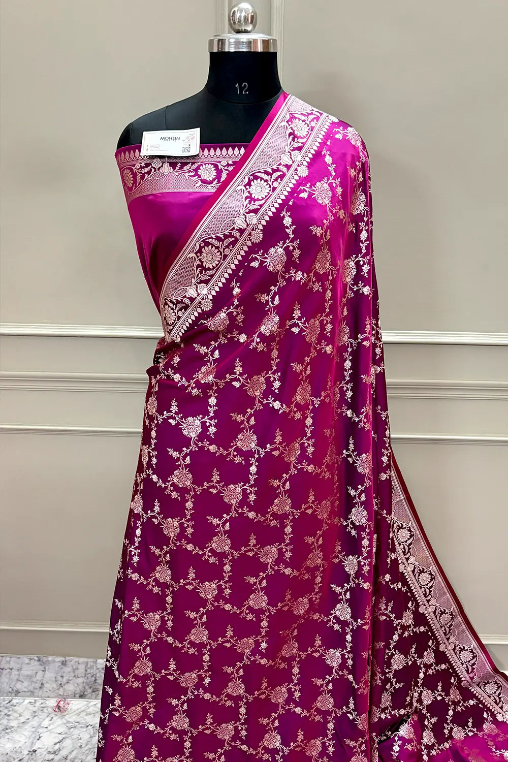 Magenta Jhanjaal Katan Silk Banarasi Saree