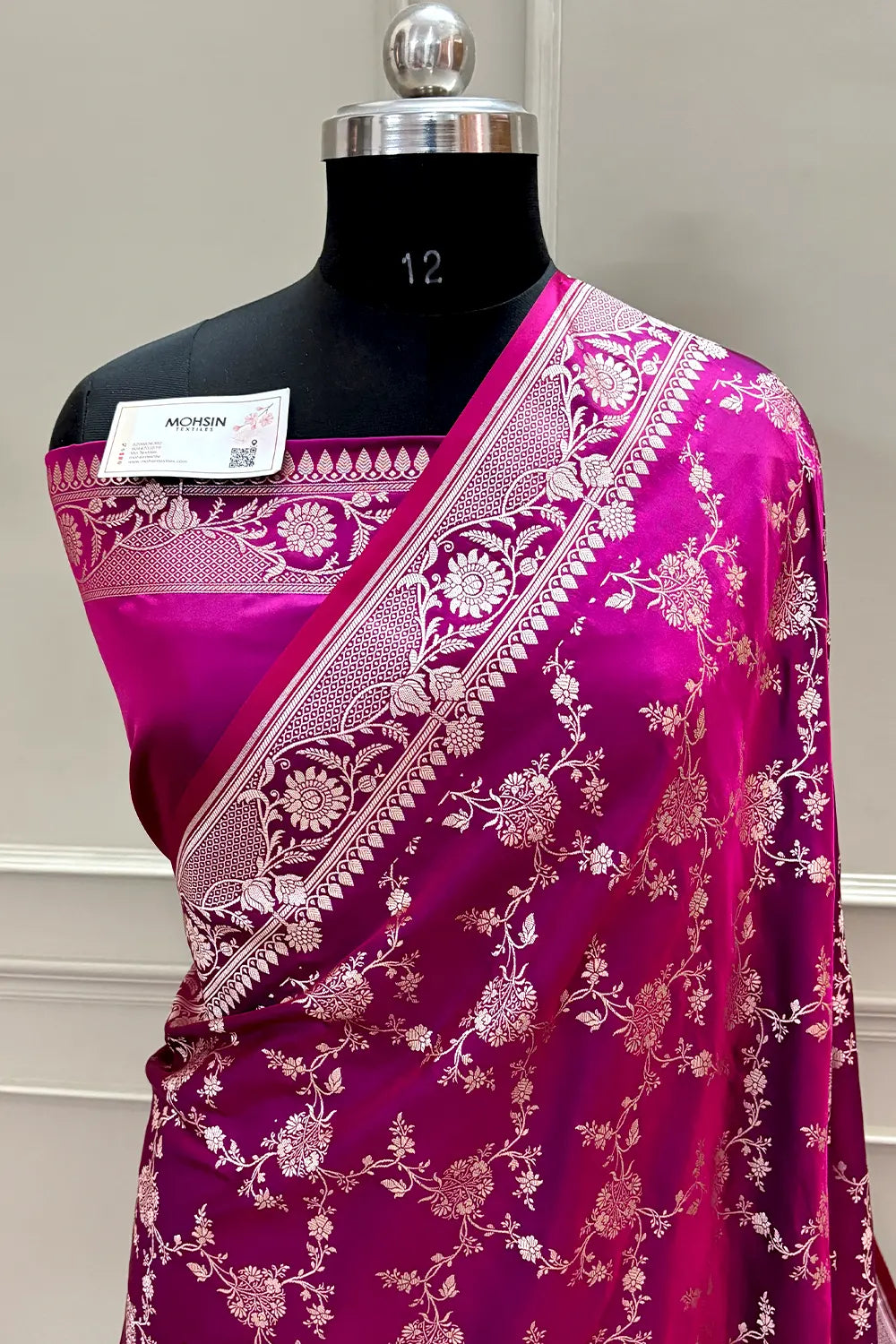 Magenta Jhanjaal Katan Silk Banarasi Saree