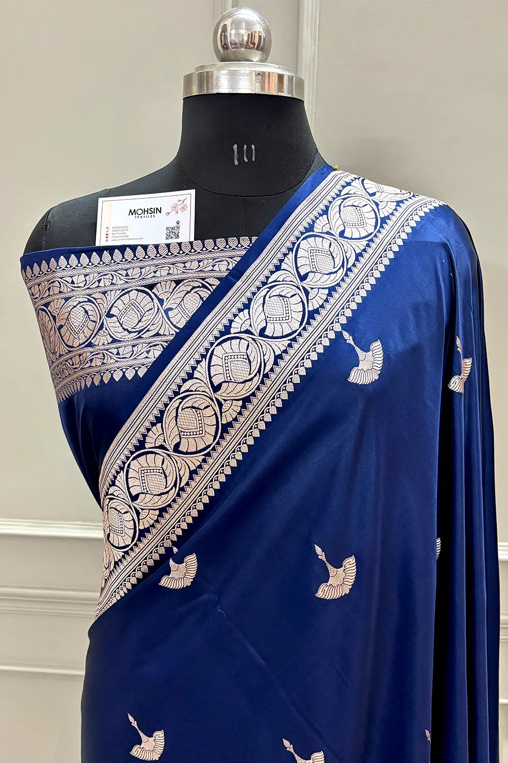 Navy Blue Jellyfish Buti Katan Silk Banarasi Saree
