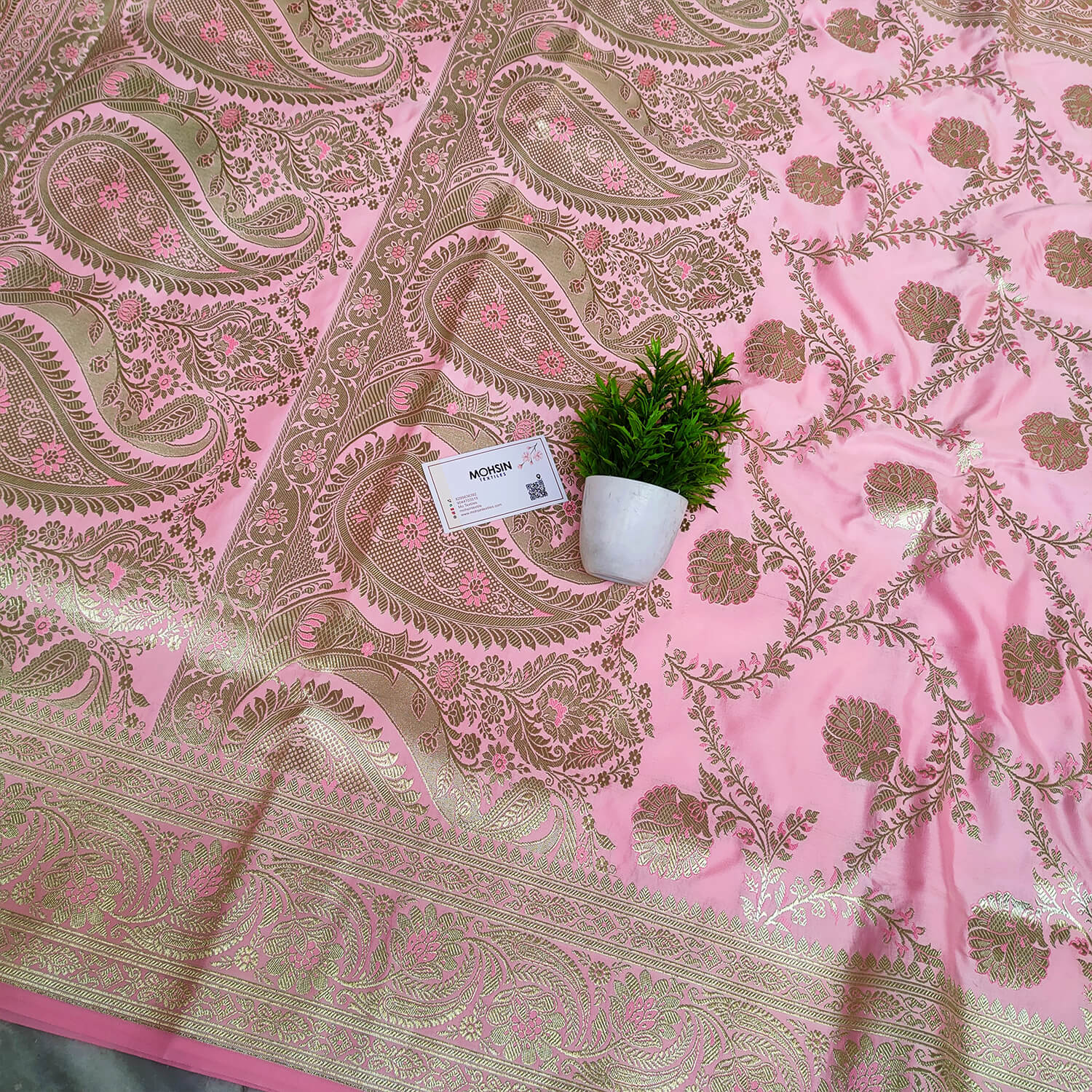 Baby Pink Handloom Pure Katan Silk Banarasi Saree