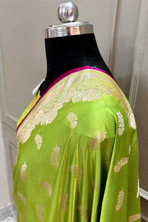 Pista Kanak Buti Katan Silk Banarasi Saree