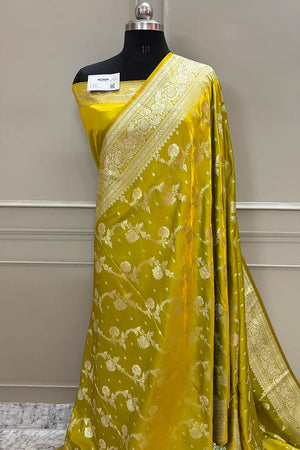 Pista Tirchi Daal Katan Silk Banarasi Saree