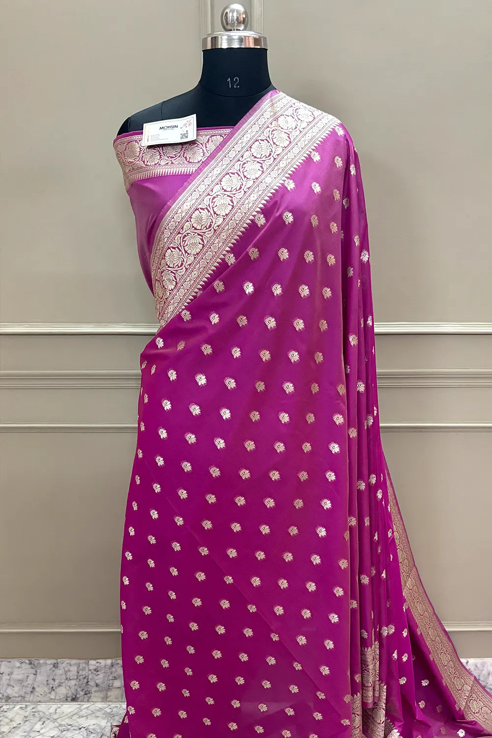 Magenta Ghonga Buti Katan Silk Banarasi Saree